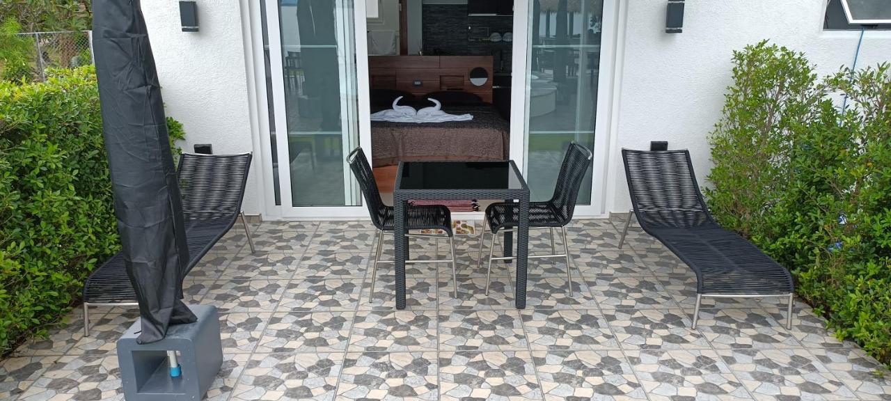 Beachfront Pool Villa And Apartment Koh Chang Exterior foto